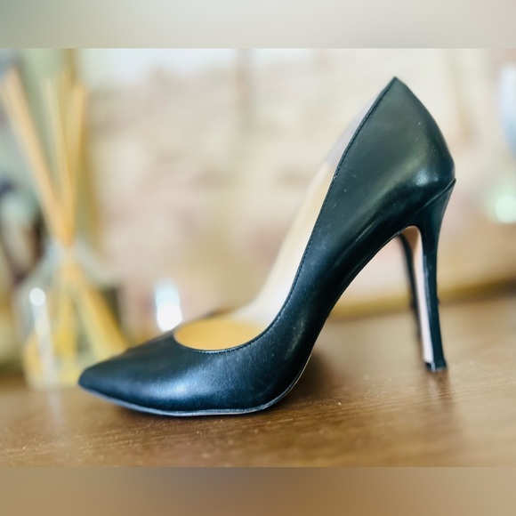 Jessica Simpson Praylee Pointy Toe Classic Stiletto Pumps size 7.5 - Picture 1 of 11